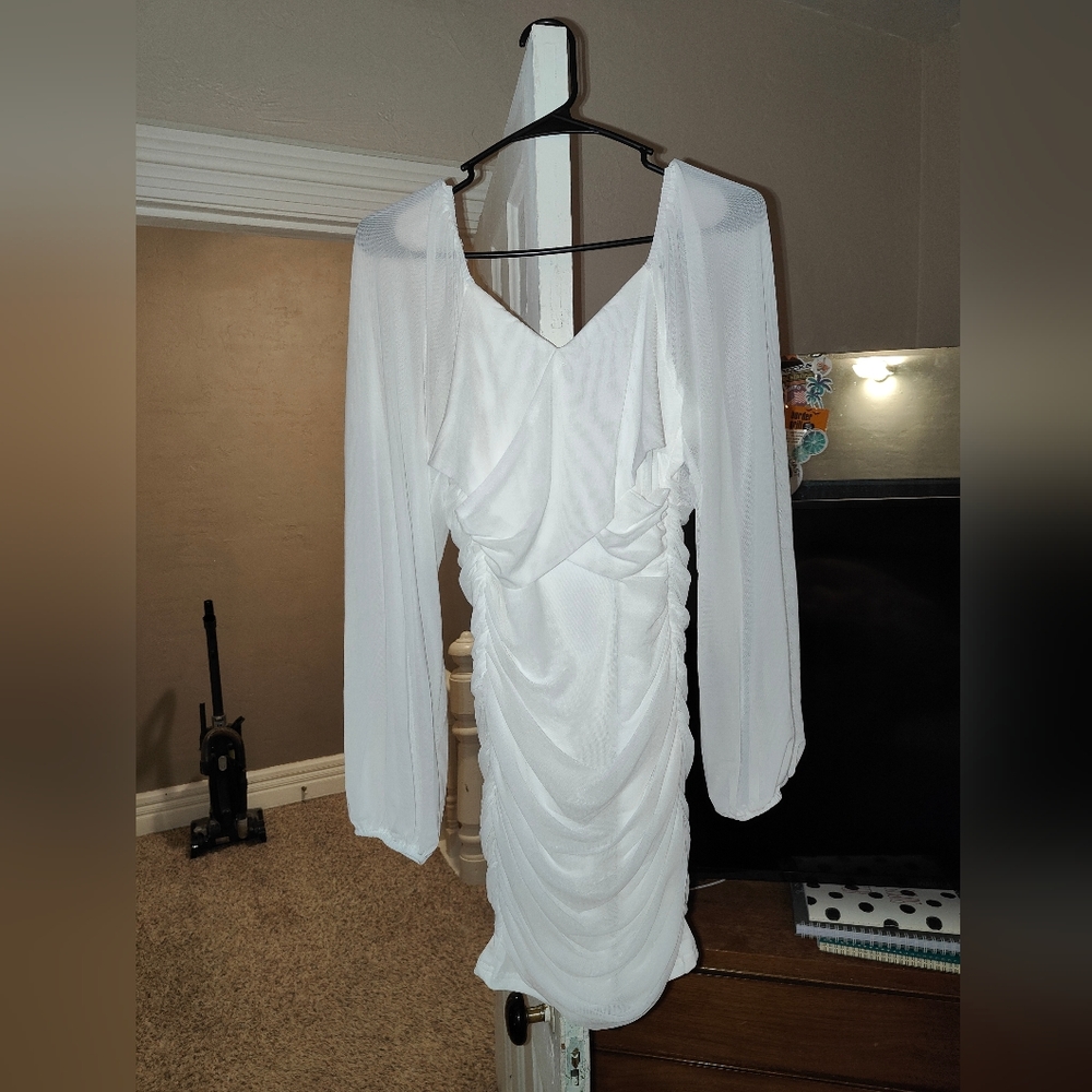 NWT White fitted dress